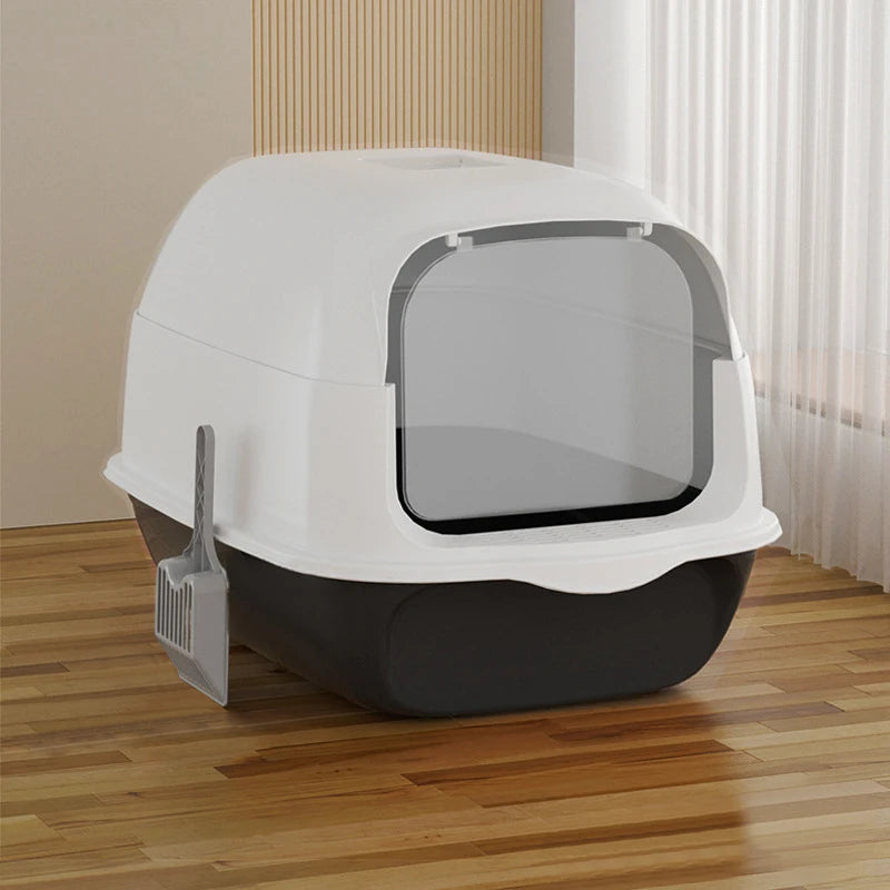 Cat toilet with scoop